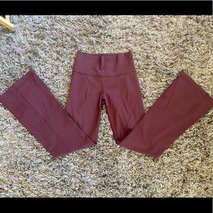 Lululemon yoga pants